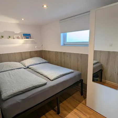 Ferienunterkuenfte Zwischen & Appartement *